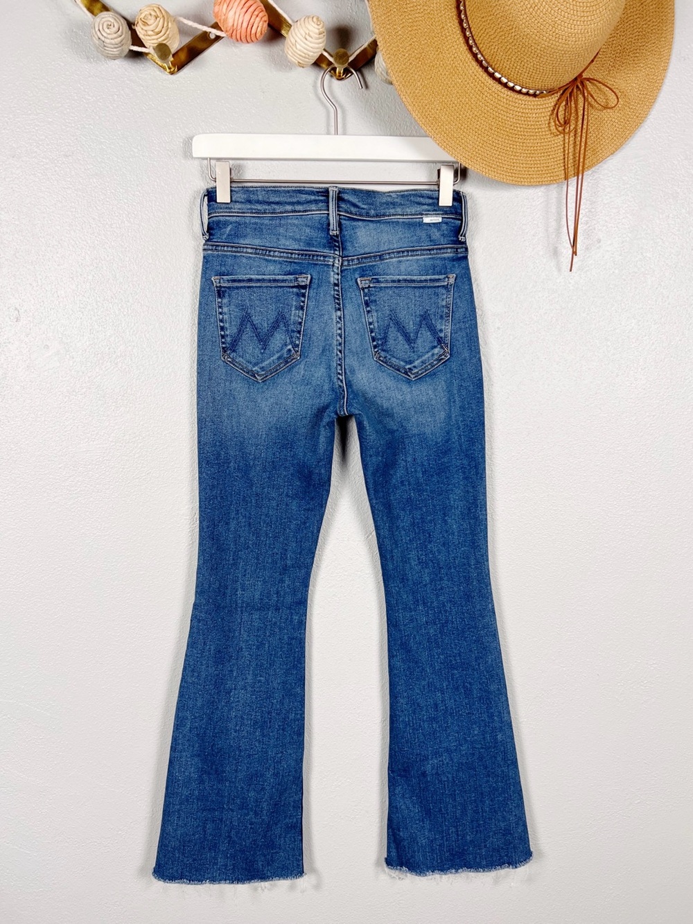 Mother The Weekender Fray Jeans in Hop On Hop Off Mid-Rise Ankle Size 25 - Picture 6 of 12